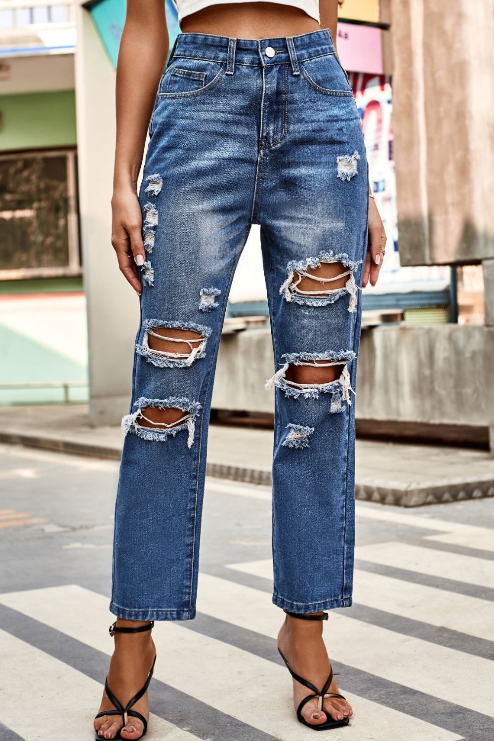 Mid Rise Trendy Ripped Cropped Jeans